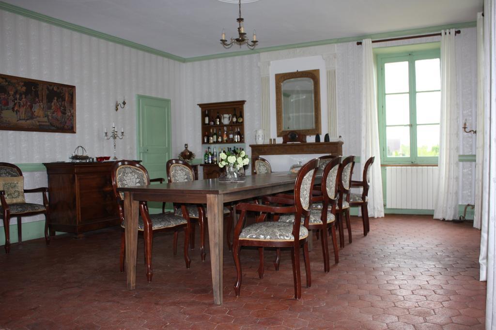 Chateau Latour Fours  Exterior foto